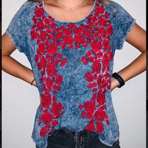 💛 Embroidered I.N.C. Blouse